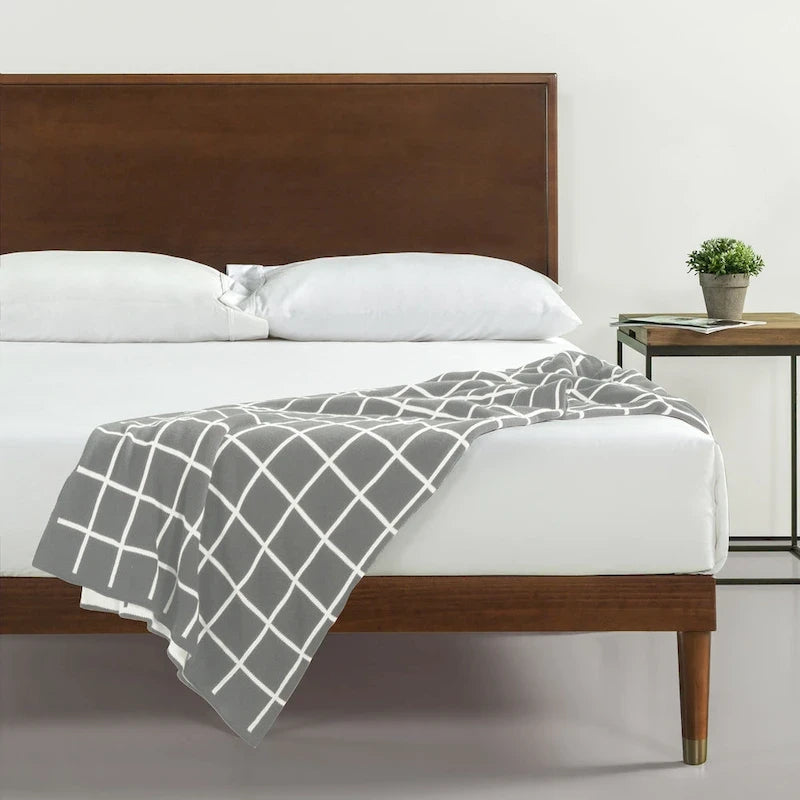  by Zinus Deluxe Mid-century Wood Platform Bed